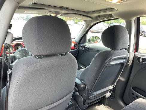 Used 2004 Chrysler PT Cruiser Touring w/ Chrome Accents Group FWD image 19