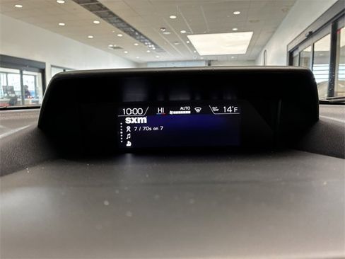 Used 2020 Subaru Forester Premium image 18