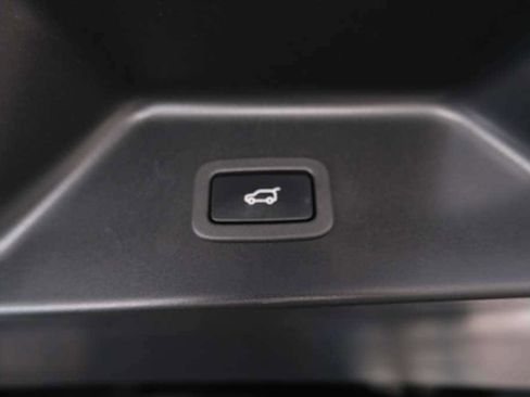 Used 2019 Land Rover Range Rover Autobiography image 13