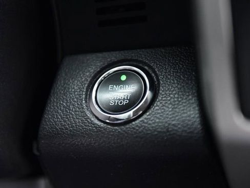 Used 2015 Ford F150 Lariat image 21