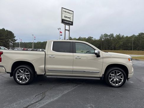 New 2026 Chevrolet Silverado 1500 High Country image 2