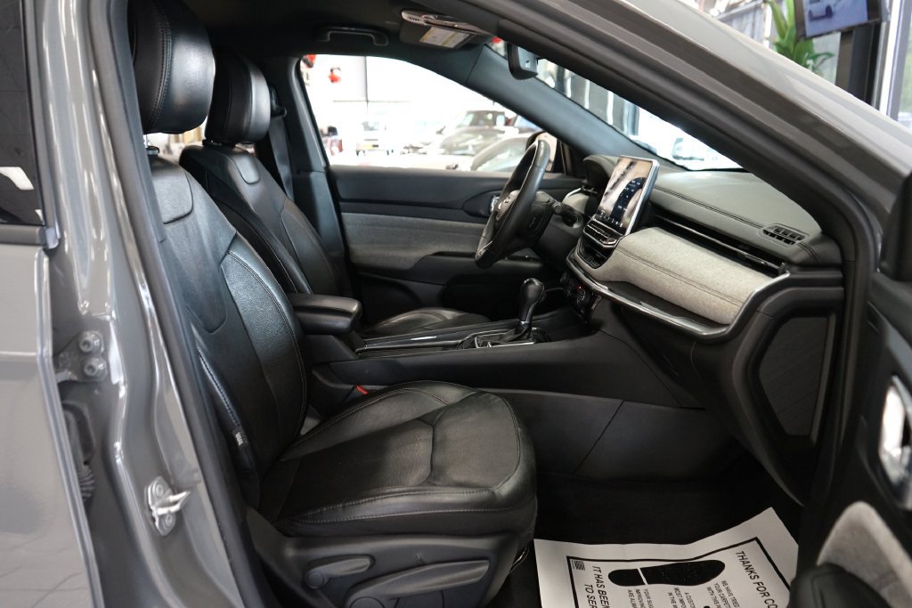 Used 2023 Jeep Compass Latitude AWD/4WD image 42