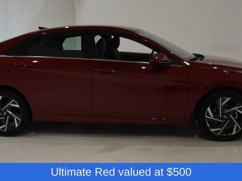 Used 2025 Hyundai Elantra SEL FWD image 4