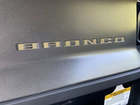 New 2025 Ford Bronco Badlands w/ Sasquatch Package image 33