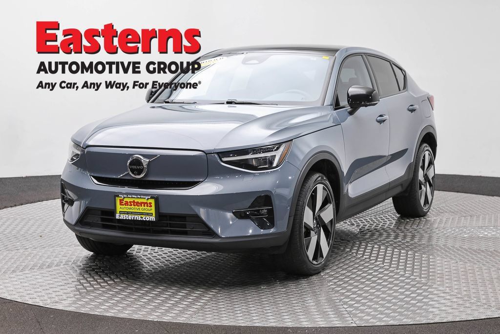 Used 2023 Volvo C40 P8 Recharge Ultimate AWD/4WD image 1