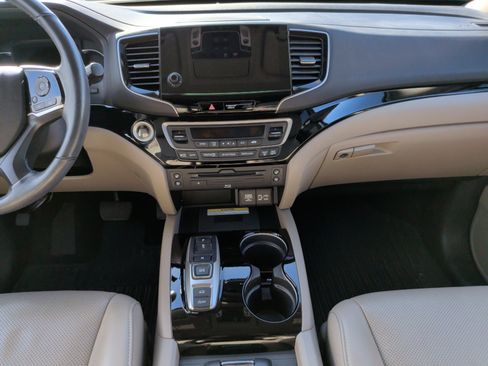 Used 2021 Honda Pilot Elite image 34