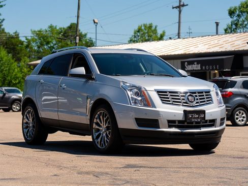 Used 2015 Cadillac SRX Luxury w/ Driver Awareness Package image 3