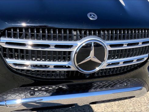 Used 2025 Mercedes-Benz GLE 450e 4MATIC image 30