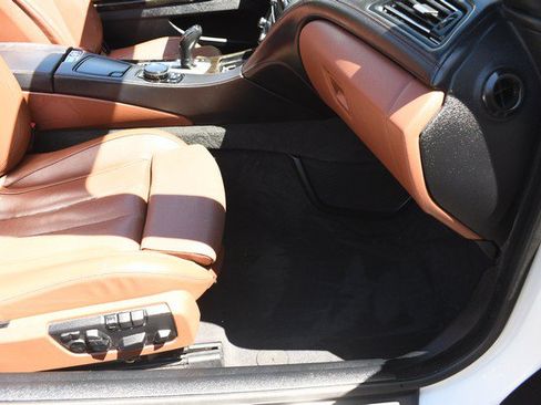 Used 2015 BMW 650i xDrive Convertible AWD/4WD image 25