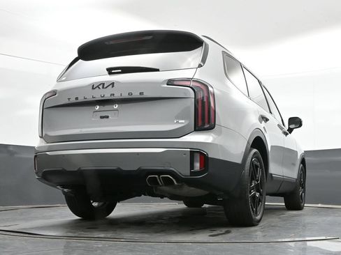Used 2023 Kia Telluride SX X-Line AWD/4WD image 41