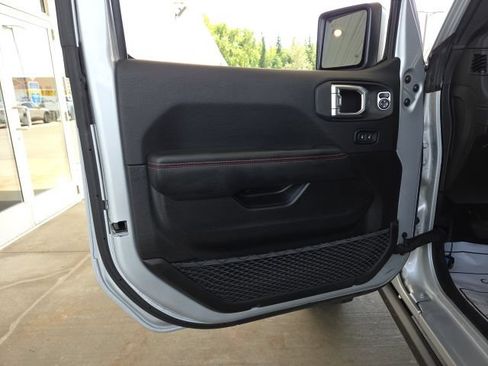 Used 2024 Jeep Wrangler Unlimited Rubicon 392 AWD/4WD image 51