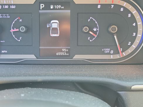Used 2023 Hyundai Santa Cruz SEL AWD/4WD image 25