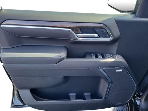 New 2026 Chevrolet Silverado 1500 LT Trail Boss w/ Convenience Package II AWD/4WD image 9