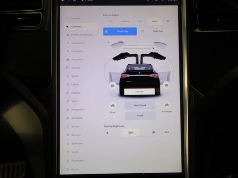 Used 2016 Tesla Model X 75D image 46