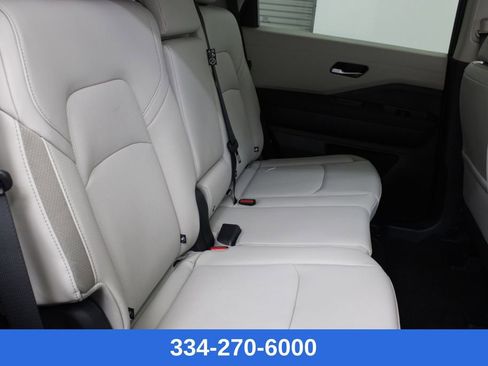 New 2026 Nissan Pathfinder SL image 17