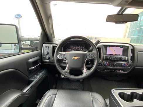 Used 2016 Chevrolet Silverado 2500 LT w/ LT Convenience Package image 14