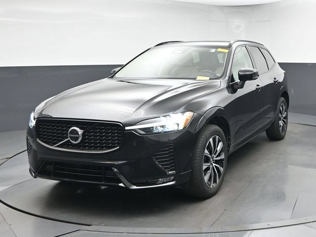 Used 2024 Volvo XC60 B5 Plus w/ Protection Package Premier AWD/4WD image 3