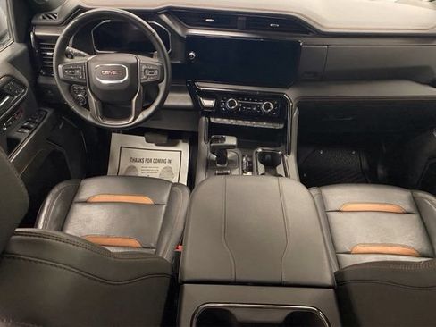 Used 2024 GMC Sierra 1500 AT4 w/ Technology Package AWD/4WD image 34
