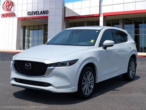 Used 2023 MAZDA CX-5 Signature AWD/4WD image 4