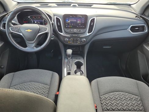 Used 2022 Chevrolet Equinox LT image 12