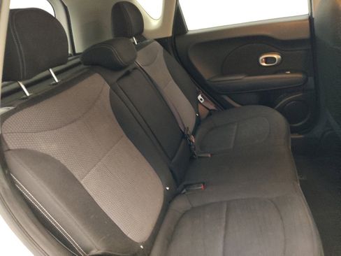 Used 2019 Kia Soul + image 19