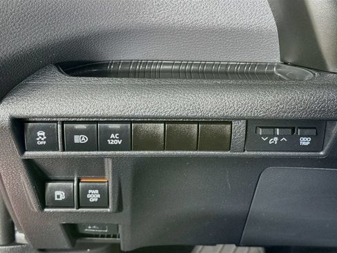 Certified 2021 Toyota Sienna XSE w/ XSE Plus Package FWD image 12