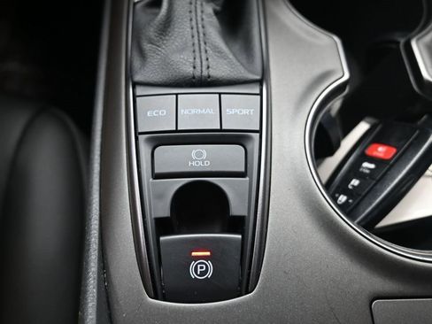 Used 2021 Toyota Camry XSE image 16