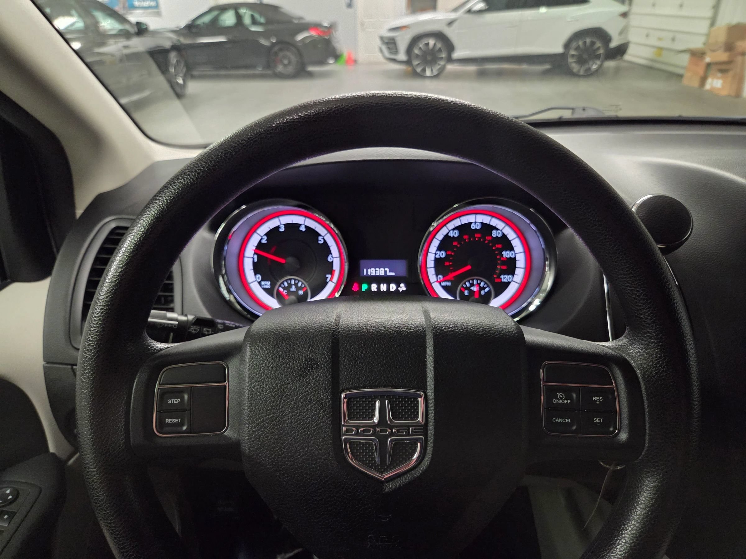 Used 2013 Dodge Grand Caravan SE FWD image 16