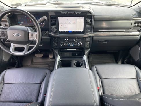 Used 2024 Ford F350 Lariat w/ Lariat Ultimate Package AWD/4WD image 29