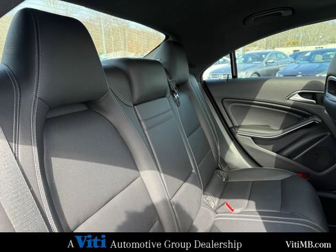 Used 2019 Mercedes-Benz CLA 250 4MATIC image 27