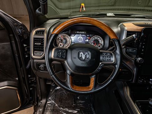 Used 2022 RAM 3500 Limited image 14