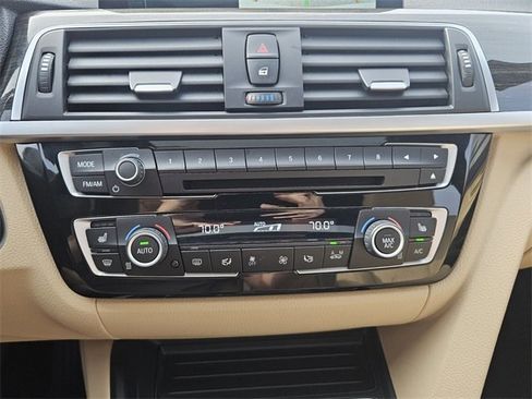 Used 2017 BMW 330i Sedan image 10