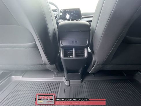 New 2026 Chevrolet Equinox LT w/ LPO, Floor Liner Package image 21