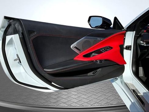 Used 2023 Chevrolet Corvette Stingray Preferred Cpe w/ Z51 Performance Package RWD image 19