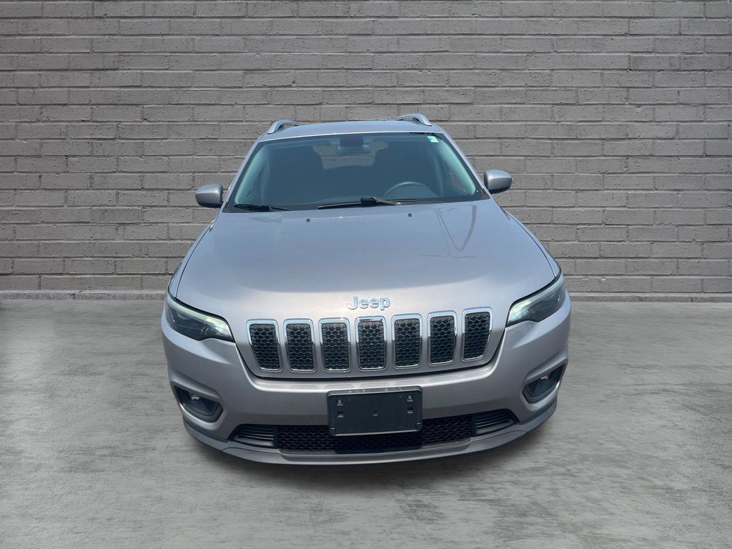 Used 2019 Jeep Cherokee Latitude w/ Popular Appearance Group AWD/4WD image 9