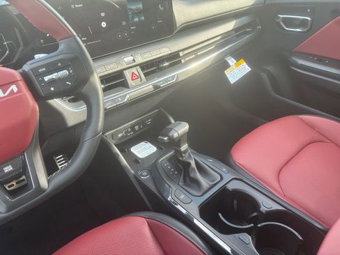 New 2025 Kia K4 GT-Line Turbo image 28