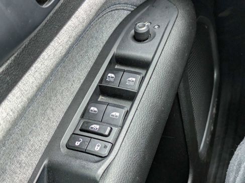 Used 2024 Jeep Compass Latitude AWD/4WD image 22