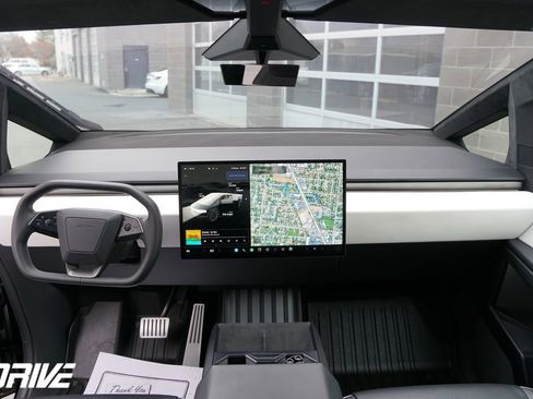 Used 2024 Tesla Cybertruck AWD Crew Cab image 35