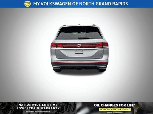 New 2026 Volkswagen Atlas SE image 4