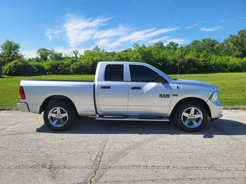 Used 2016 RAM 1500 Express AWD/4WD image 6