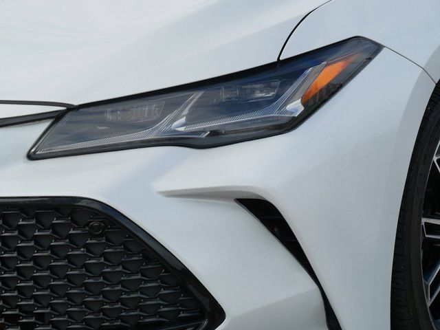 Used 2022 Toyota Avalon Touring FWD image 10