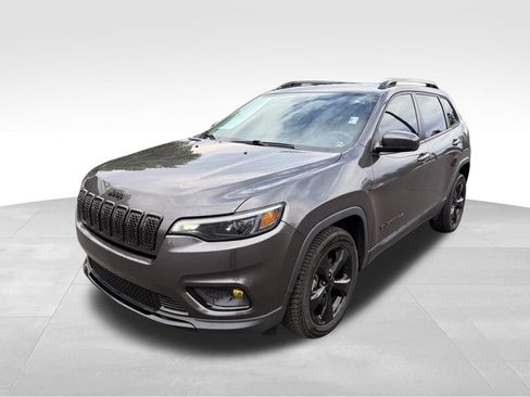Used 2020 Jeep Cherokee Latitude Plus FWD image 2