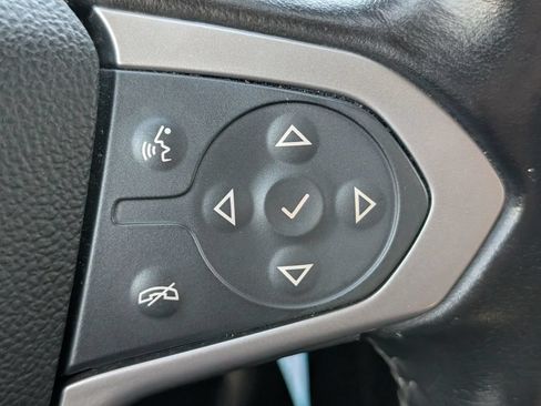 Used 2019 Chevrolet Colorado LT RWD image 14