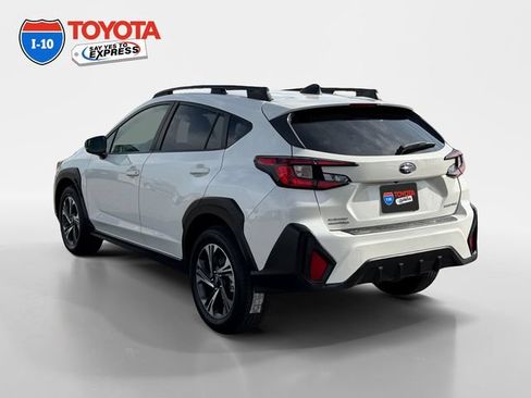 Used 2024 Subaru Crosstrek 2.0i Premium AWD/4WD image 3