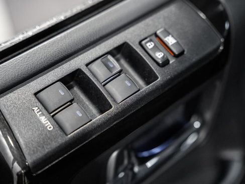 Used 2021 Toyota 4Runner Nightshade image 39