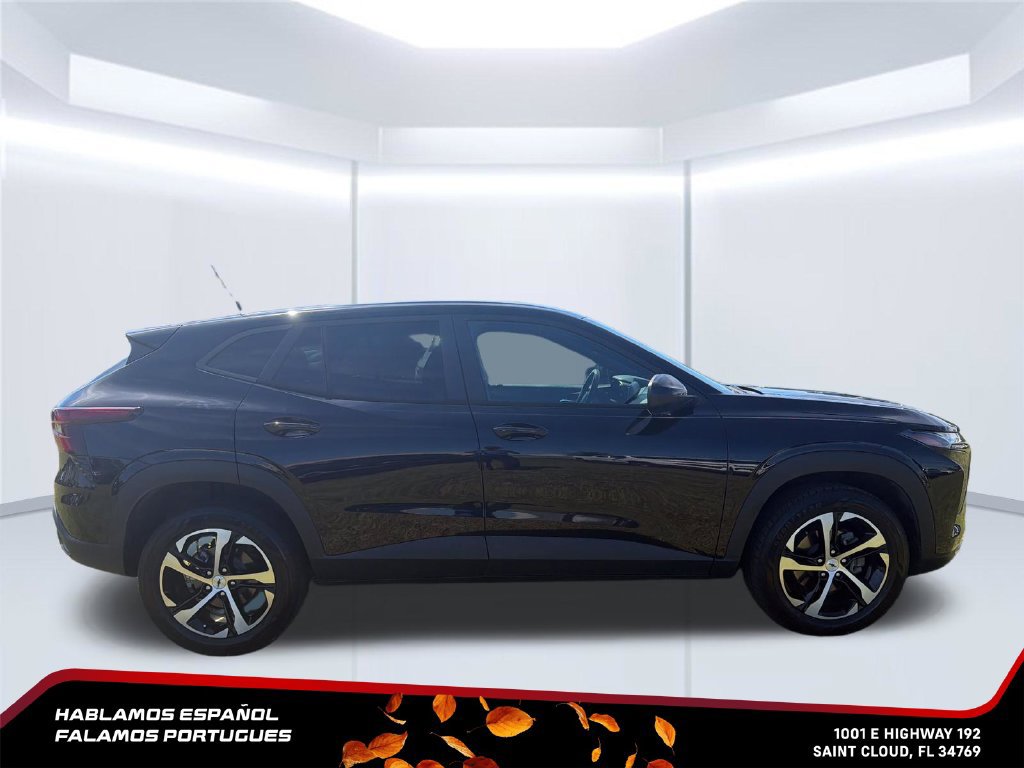 Used 2024 Chevrolet Trax RS FWD image 6