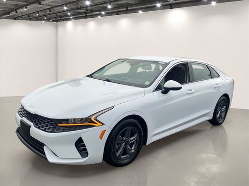 Certified 2024 Kia K5 LXS FWD image 4