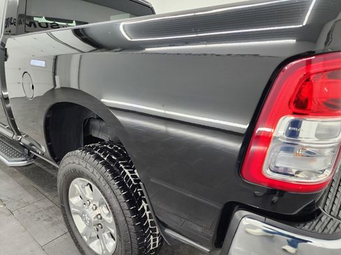 Used 2024 RAM 2500 Big Horn image 30