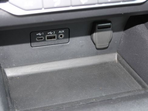 Used 2025 Nissan Altima 2.5 SV image 23