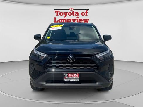 Used 2024 Toyota RAV4 LE FWD image 8